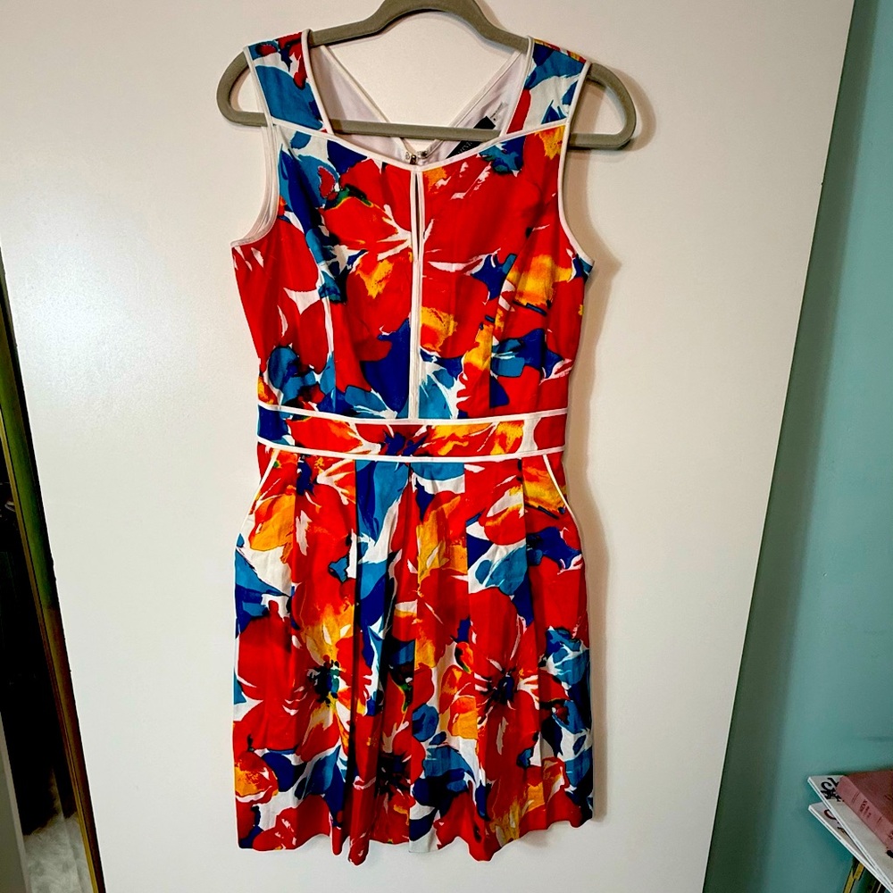 #612 Ellen Tracy Multicolor Abstract Dress size 8